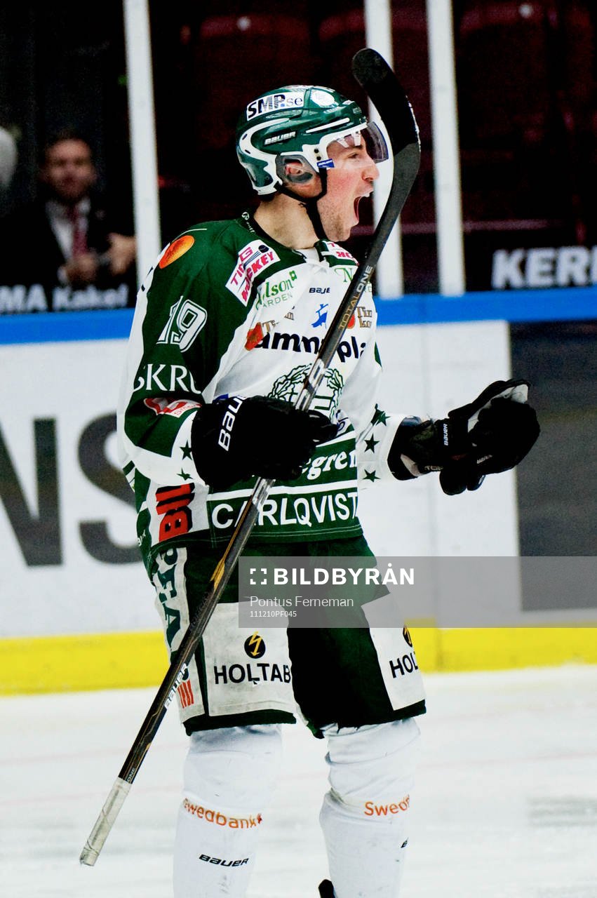 Mark Santorelli, Tingsryd, jubel