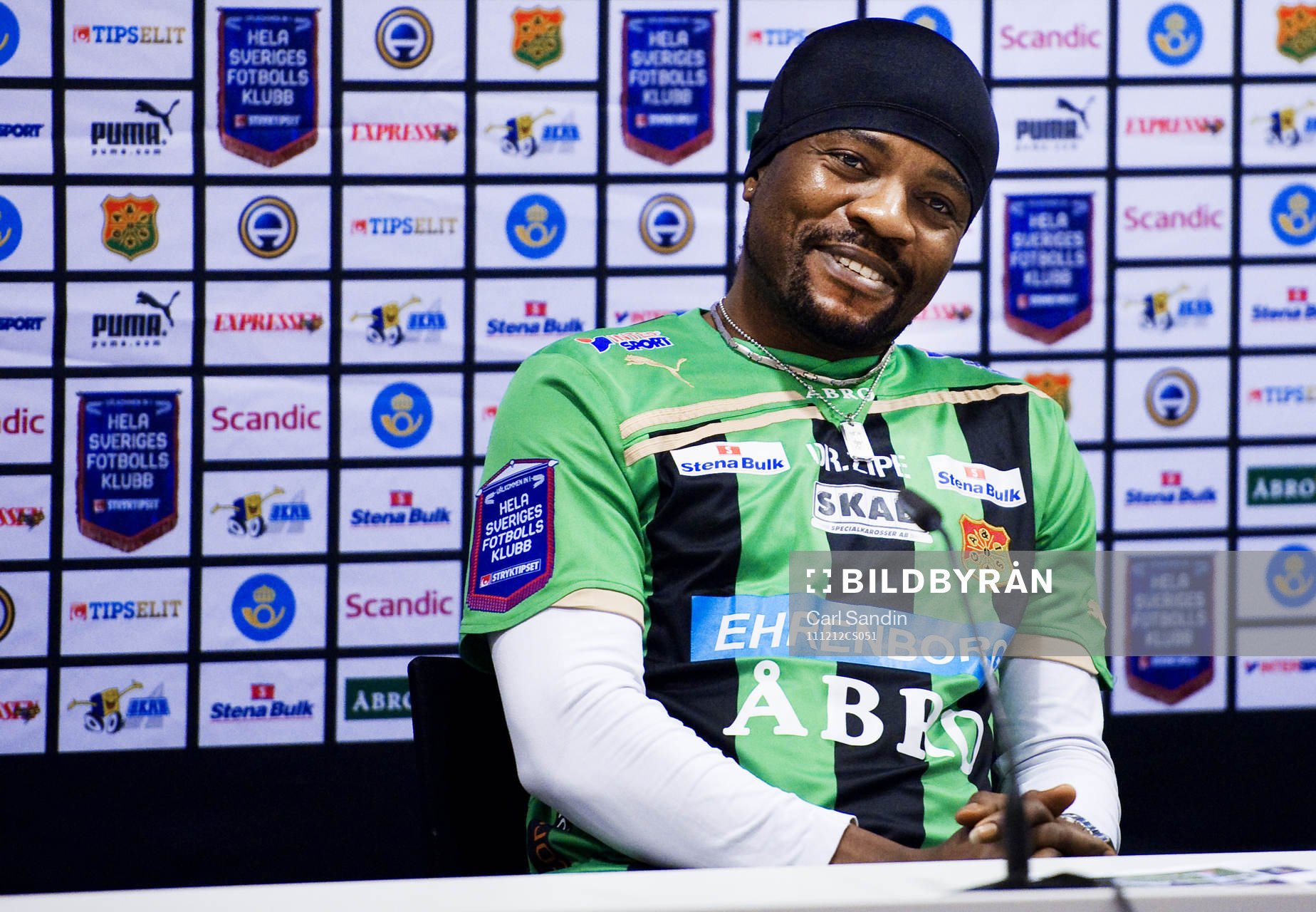 Peter Ijeh, Gais