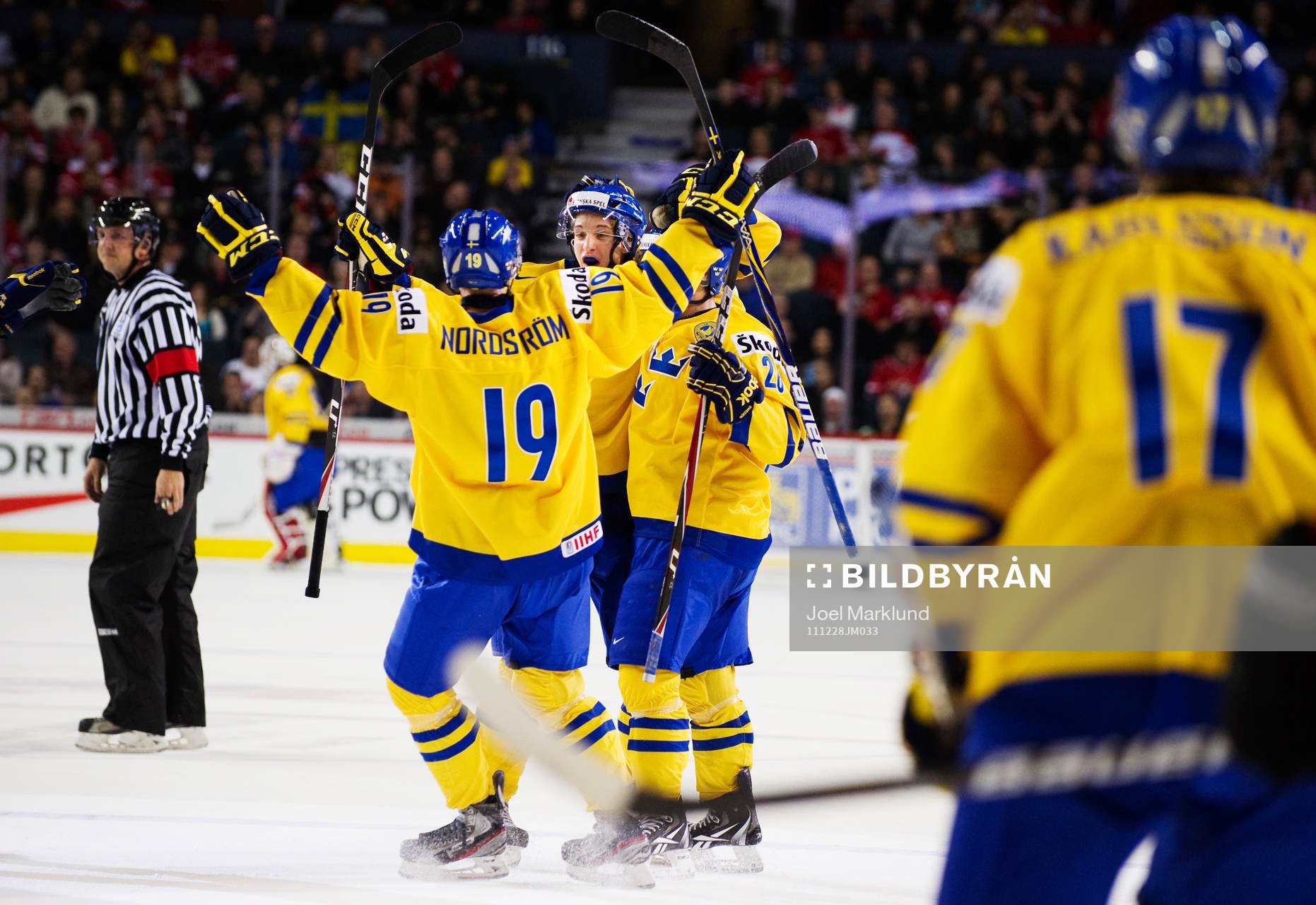 Mattias Bäckman, Sverige, kramas om