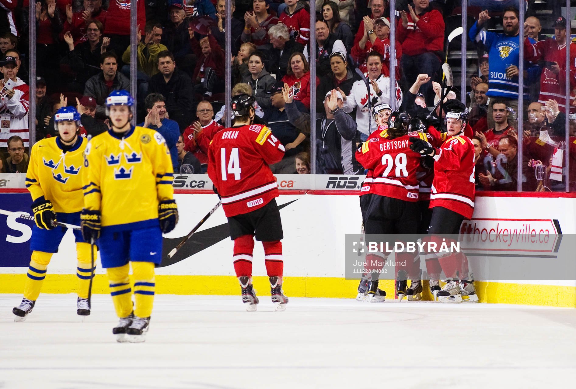 Jubel bland de schweiziska spelarna