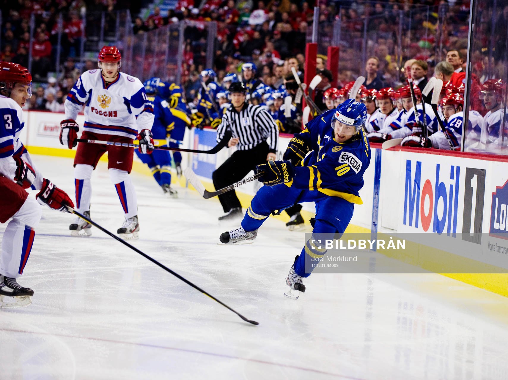 Johan Larsson, Sverige