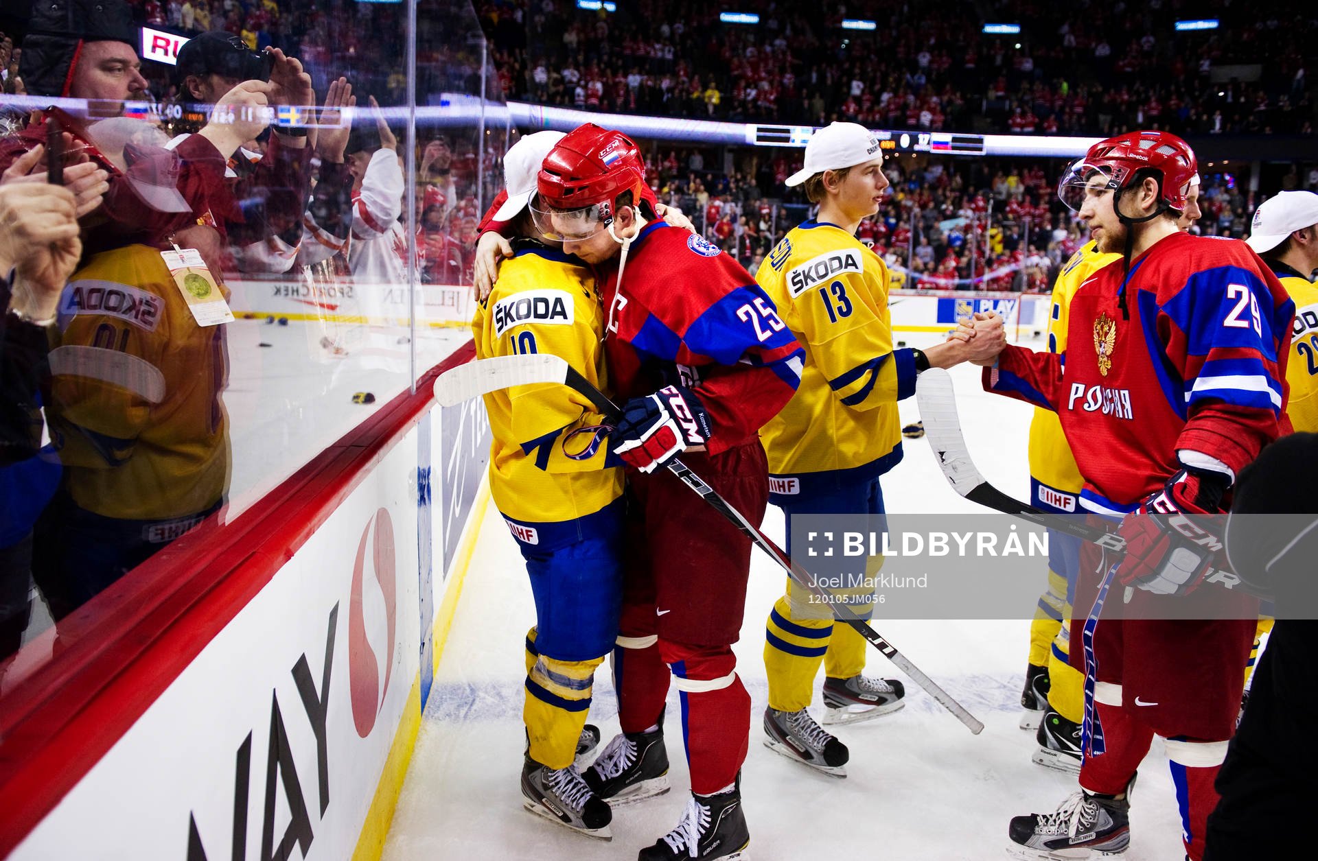 Johan Larsson, Sverige, och Yevgeni Kuznetsov, Ryssland,