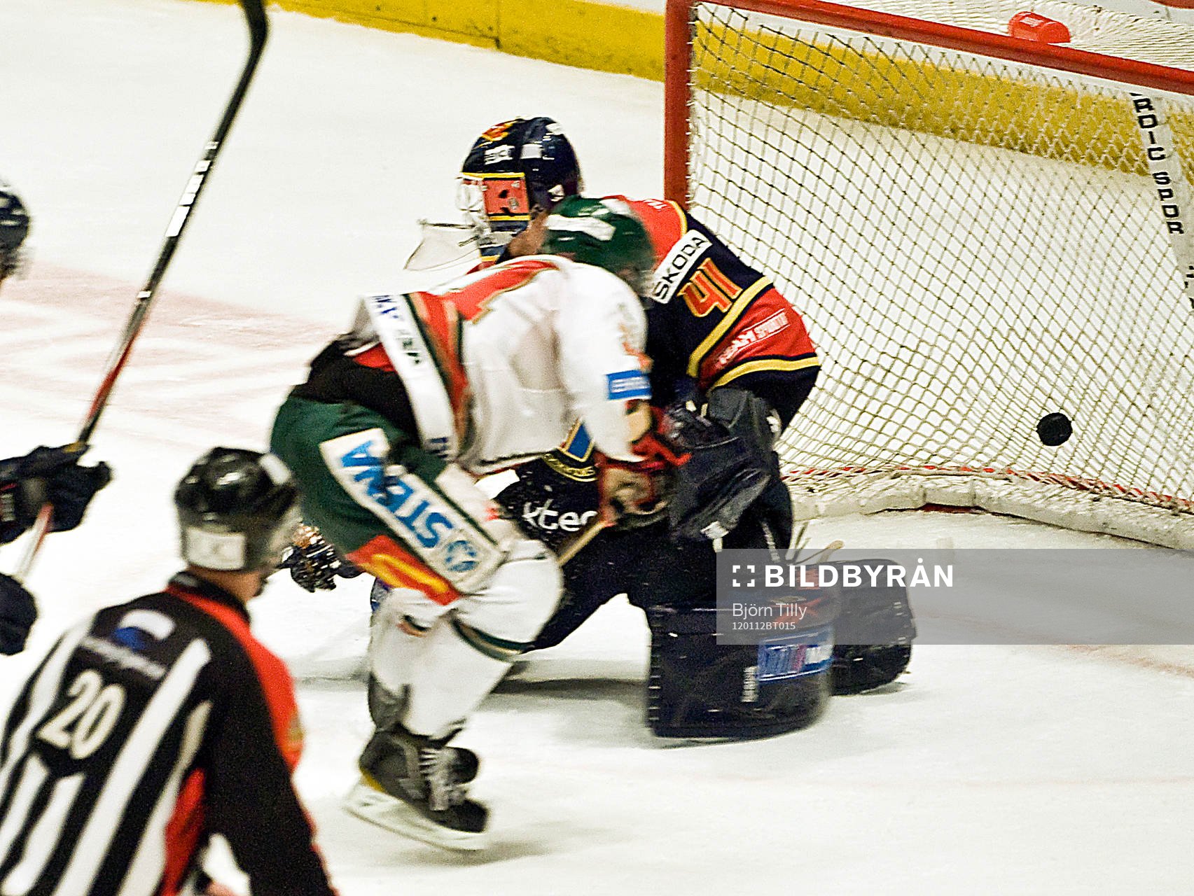 Mathis Olimb, Frölunda gör 2-3 på Gustaf Wesslau,