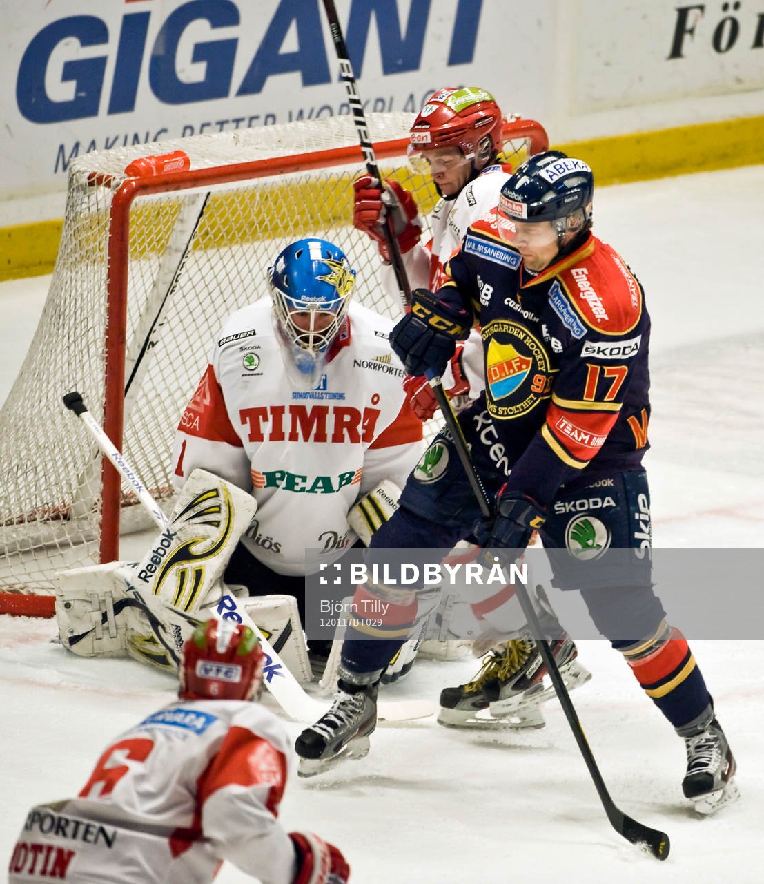 Gustaf Lindvall, målvakt, Timrå och Mathias Tjärnqvist,