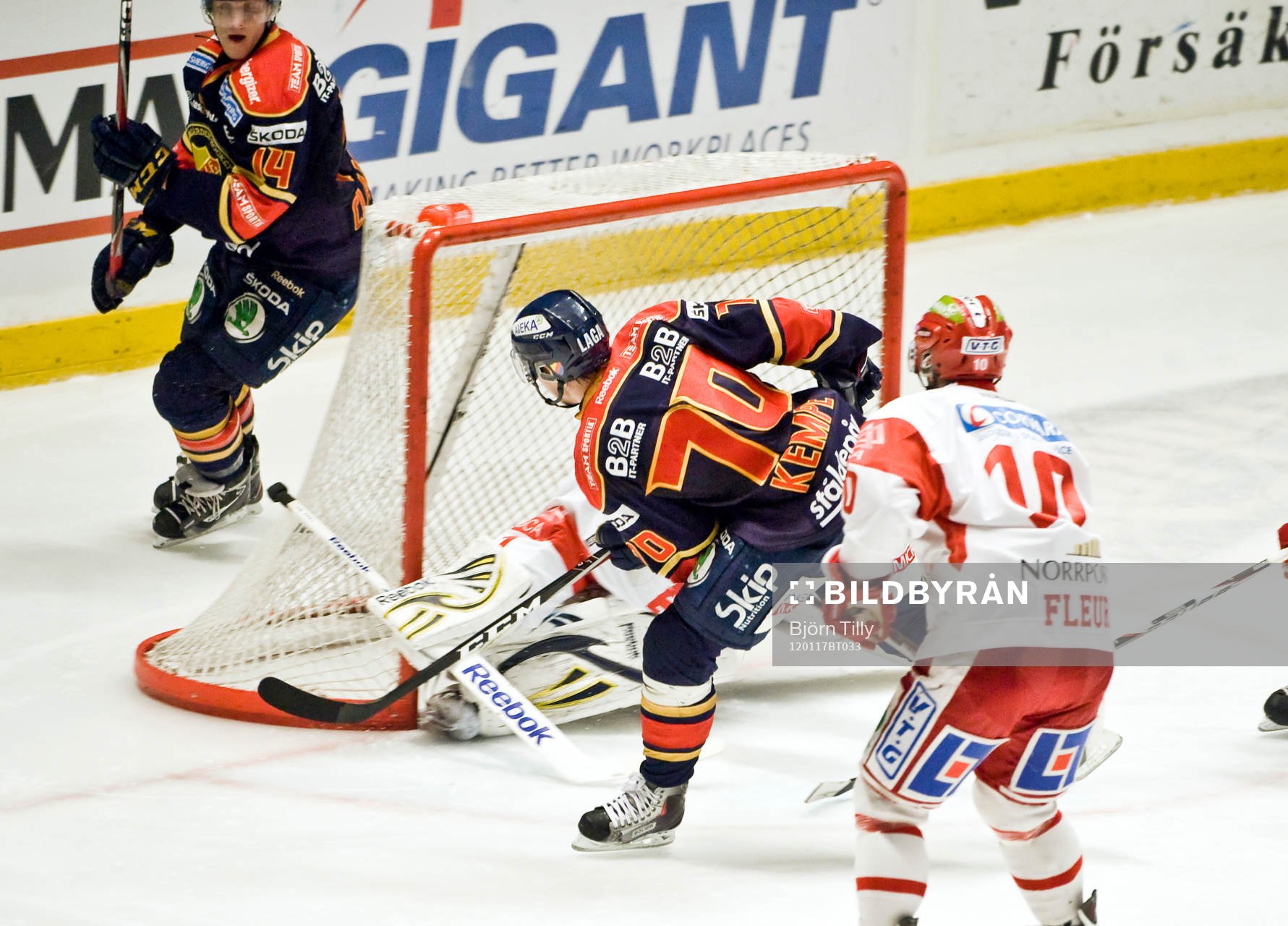 Mario Kempe, Djurgården gör 2-0 på Gustaf Lindvall,