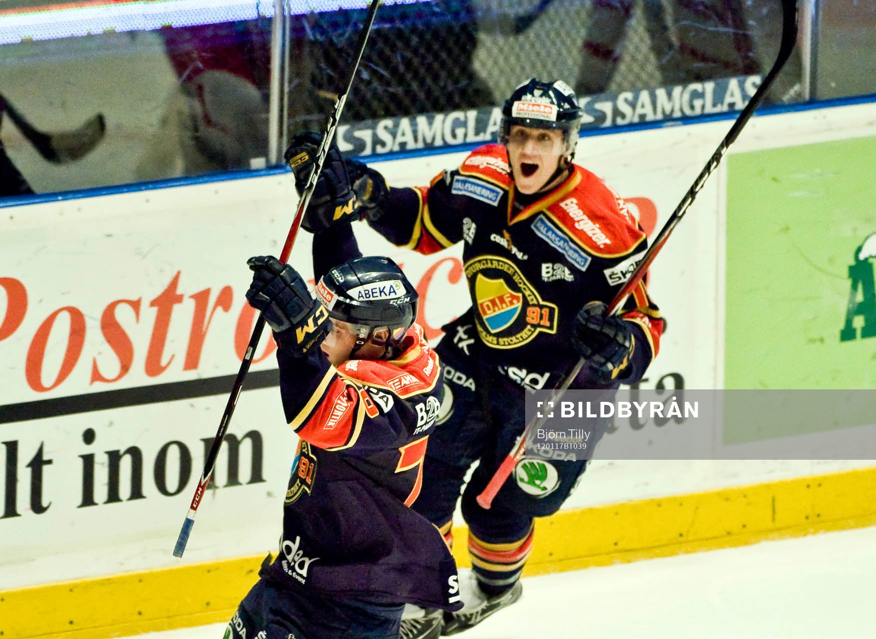 Mario Kempe och Fredrik Claesson, Djurgården, jubel