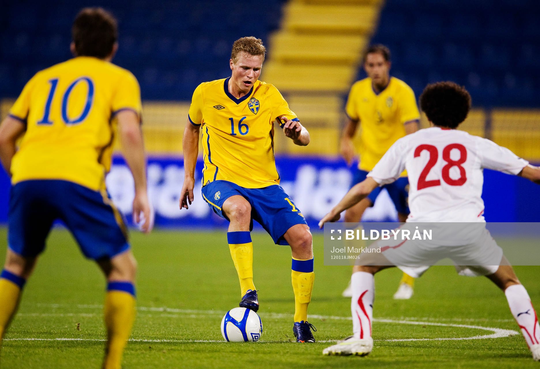 Oscar Hiljemark, Sverige