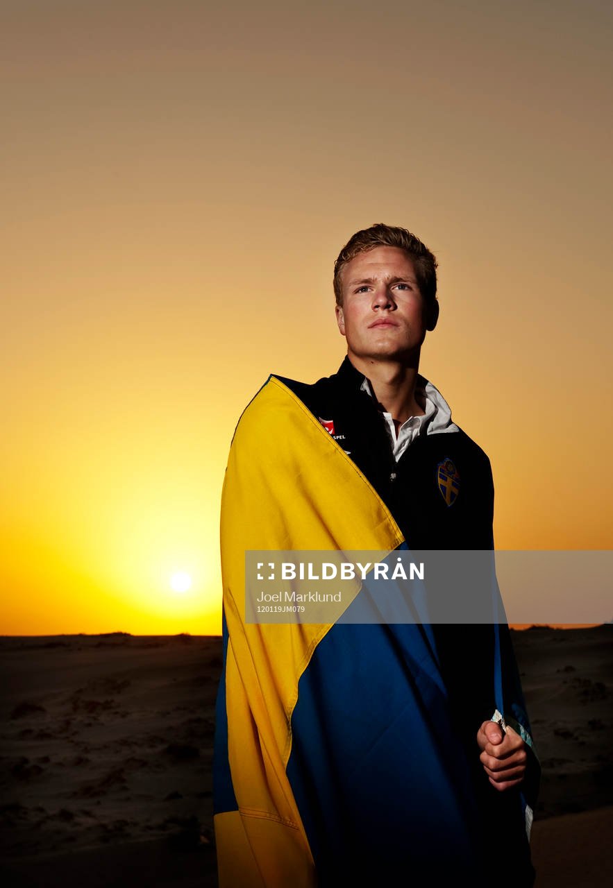 Oscar Hiljemark i öknen utanför Doha
