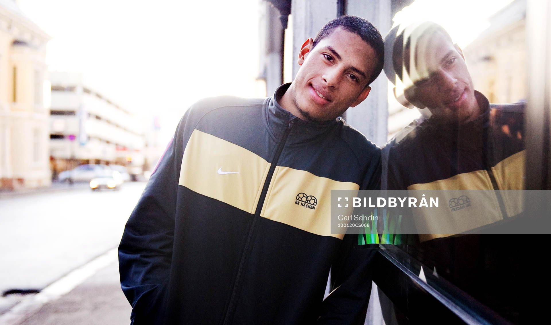 Eddie Hernandez, Häcken