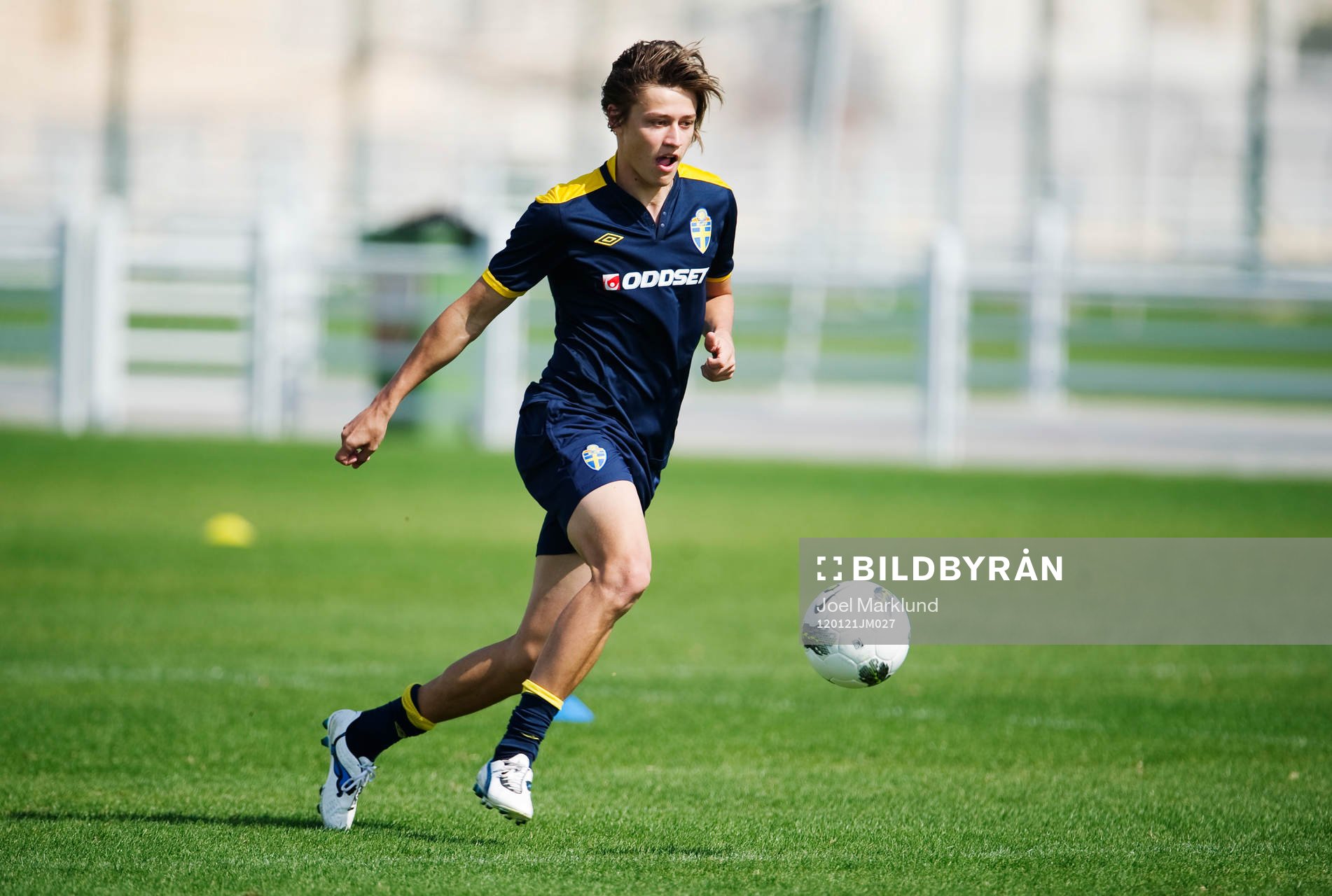 Simon Thern