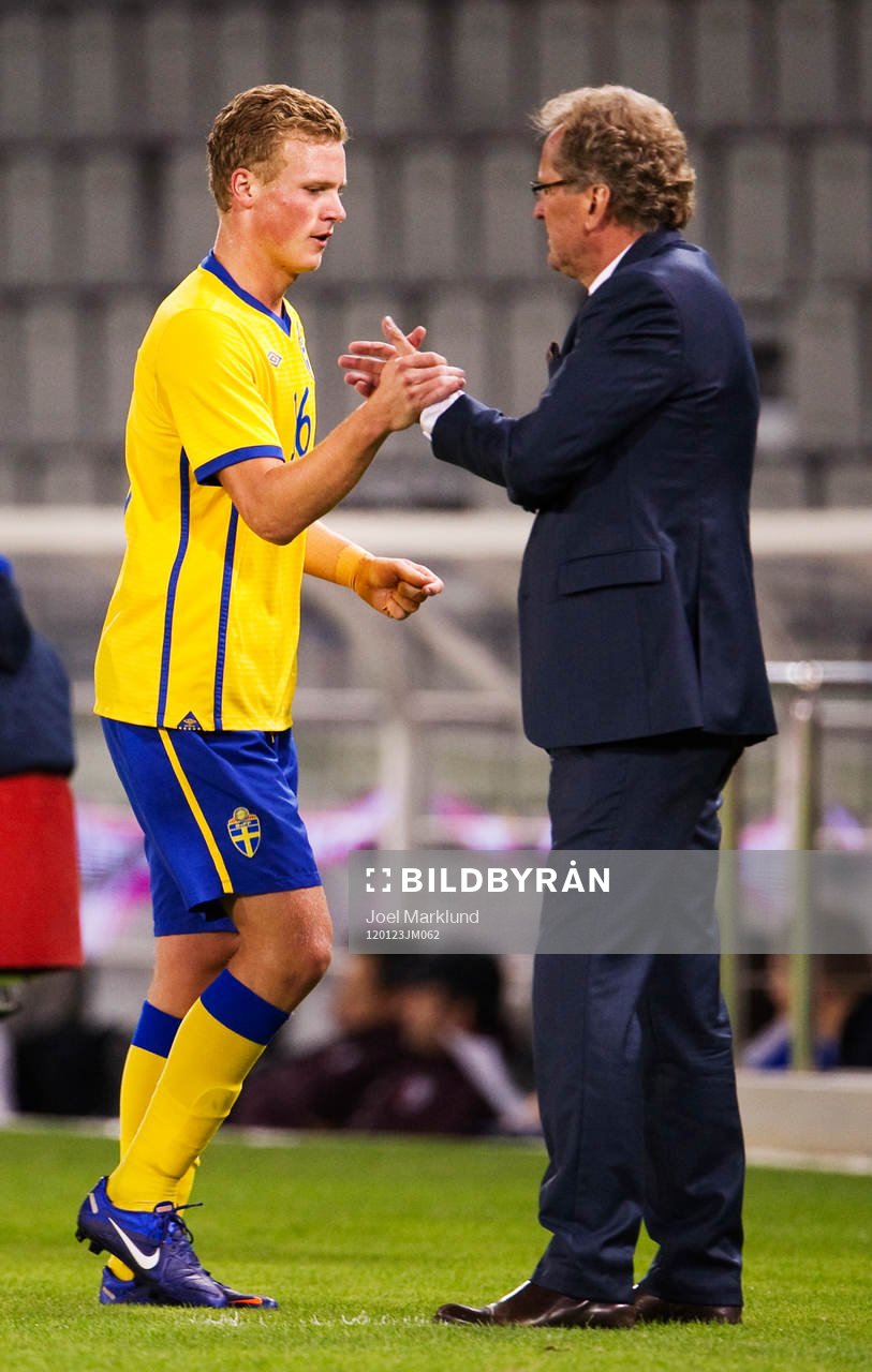 Oscar Hiljemark och Erik Hamrén, förbundskapten, Sverige,