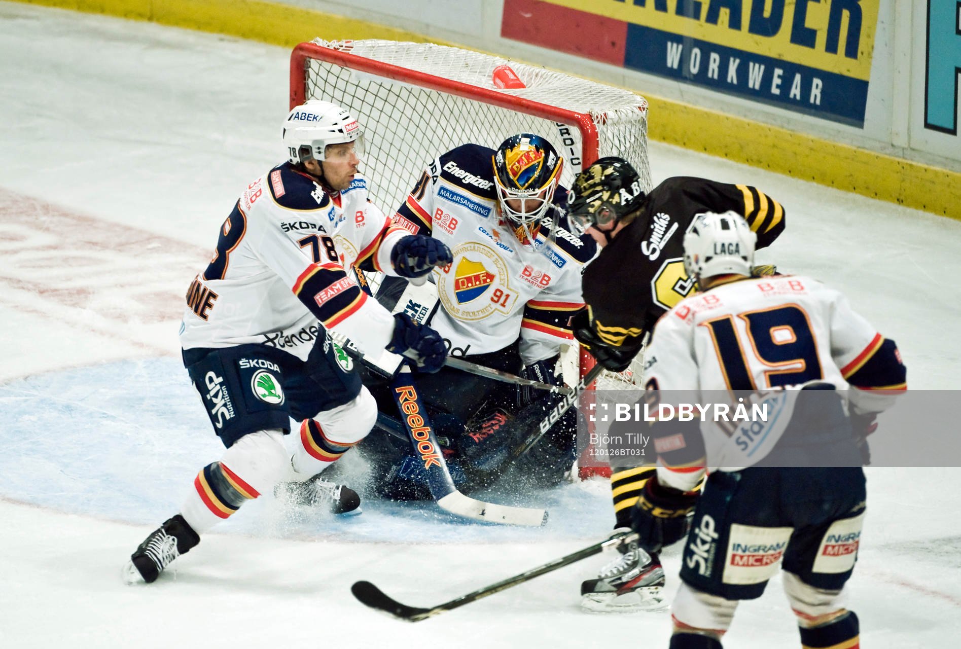 Josef Boumedienne, Gustaf Wesslau, målvakt, Djurgården