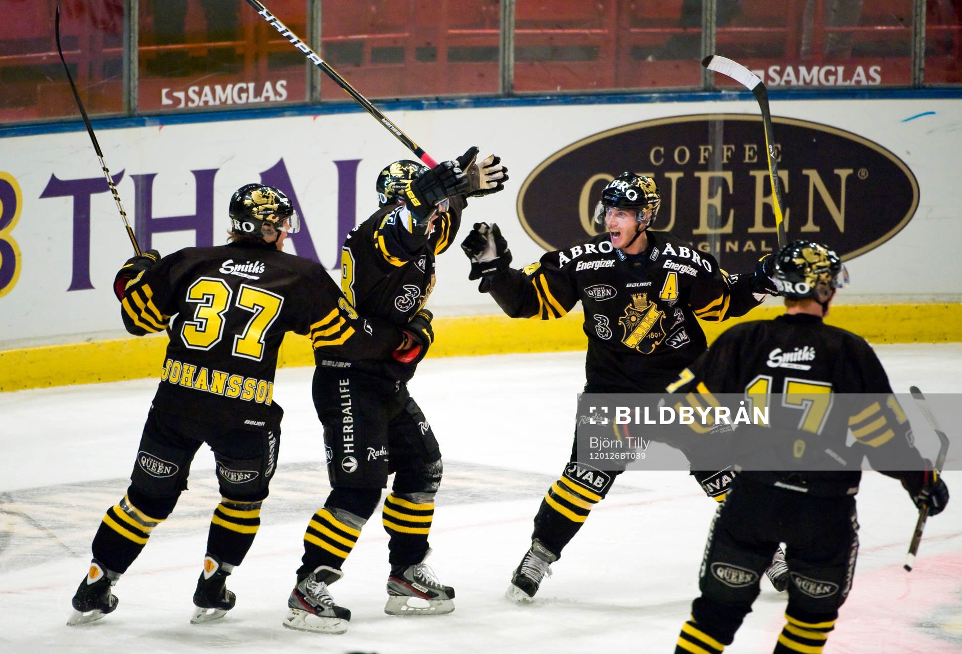 Victor Ahlström, AIK och Daniel Rudslätt, AIK, jubel