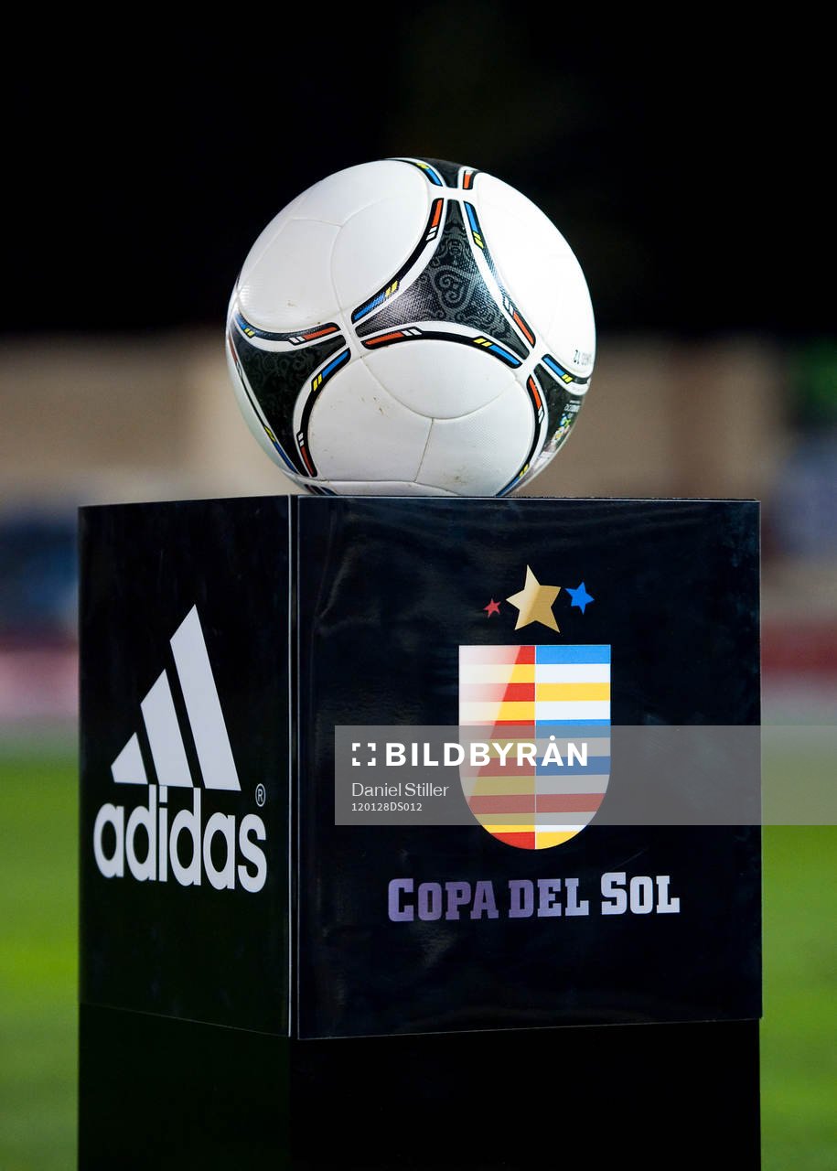 Copa Del Sol, Boll