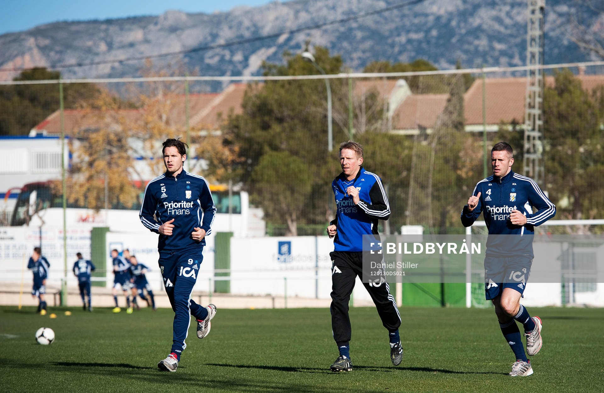 Philip Haglund, Fredrik Larsson, sjukgymnast, Kjetil Waehler