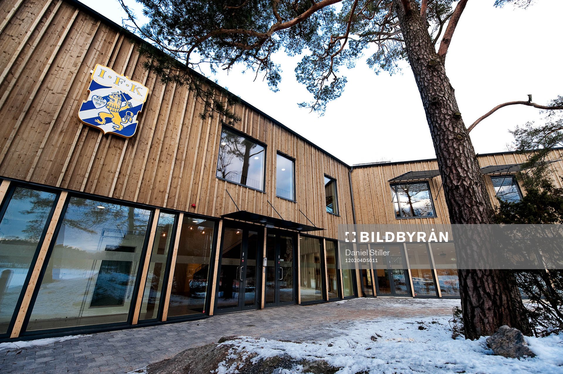 Nya kamratgården
