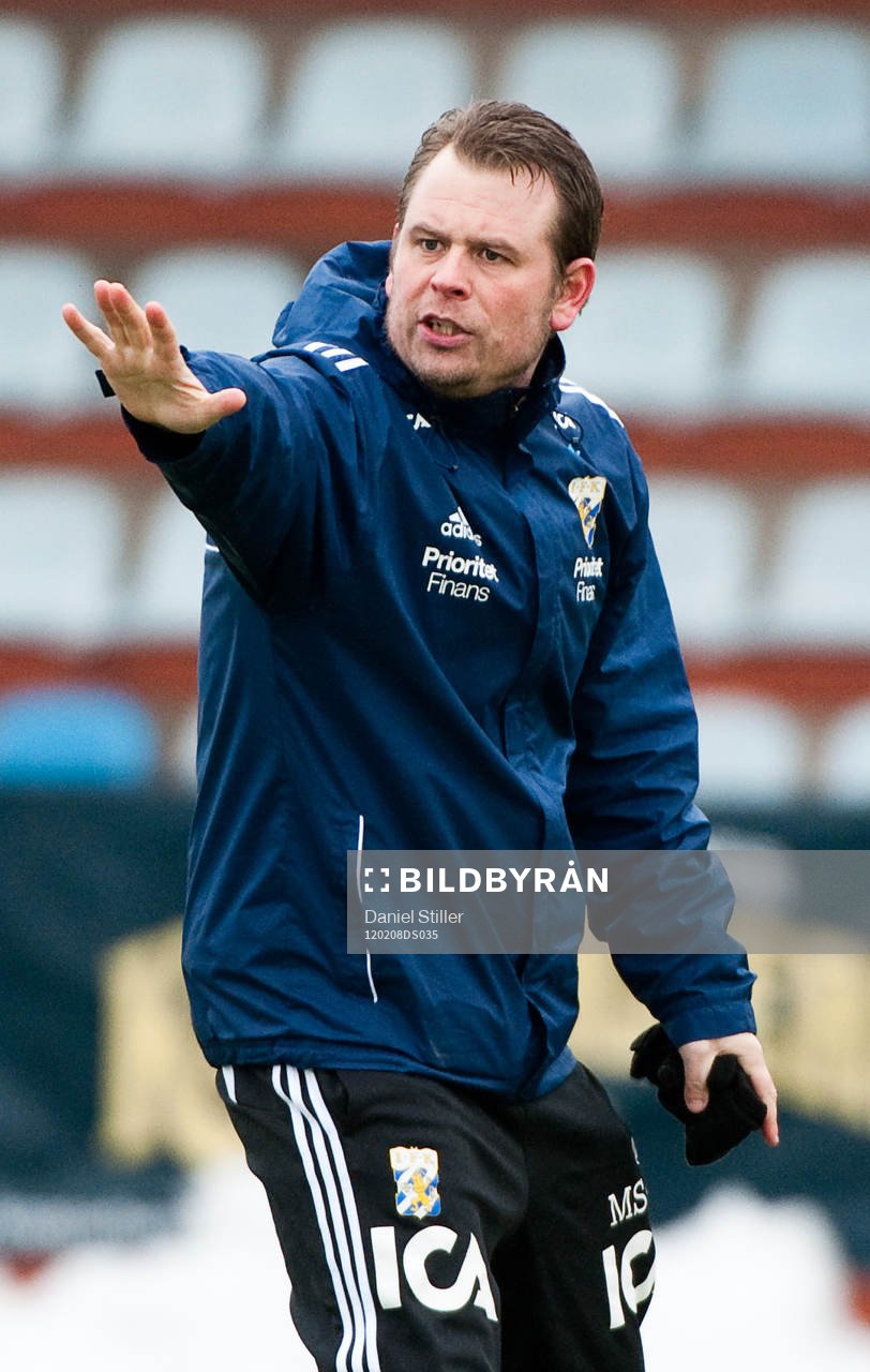 Mikael Stahre, tränare