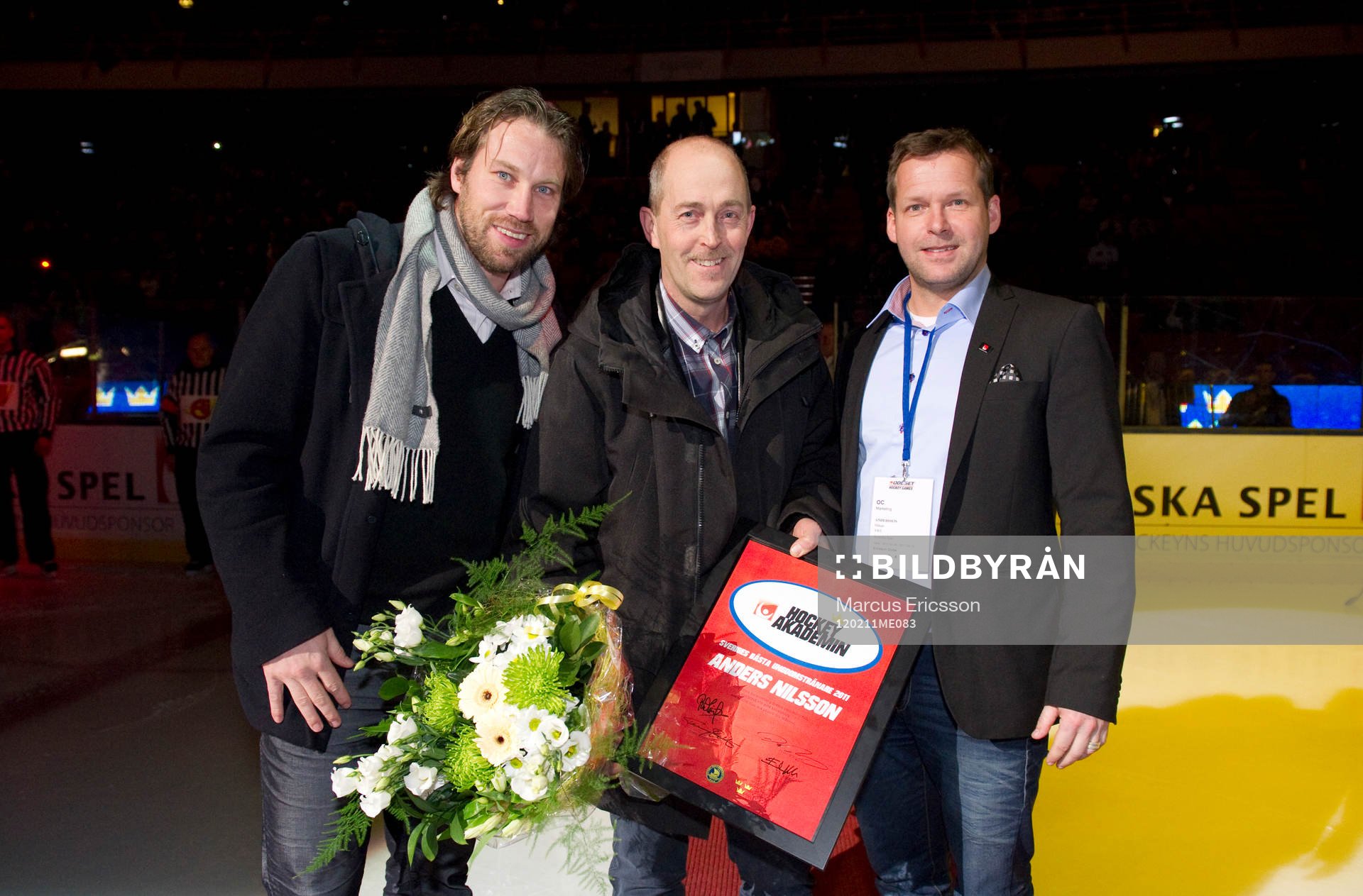 Peter Forsberg (t v). Svenska Spel