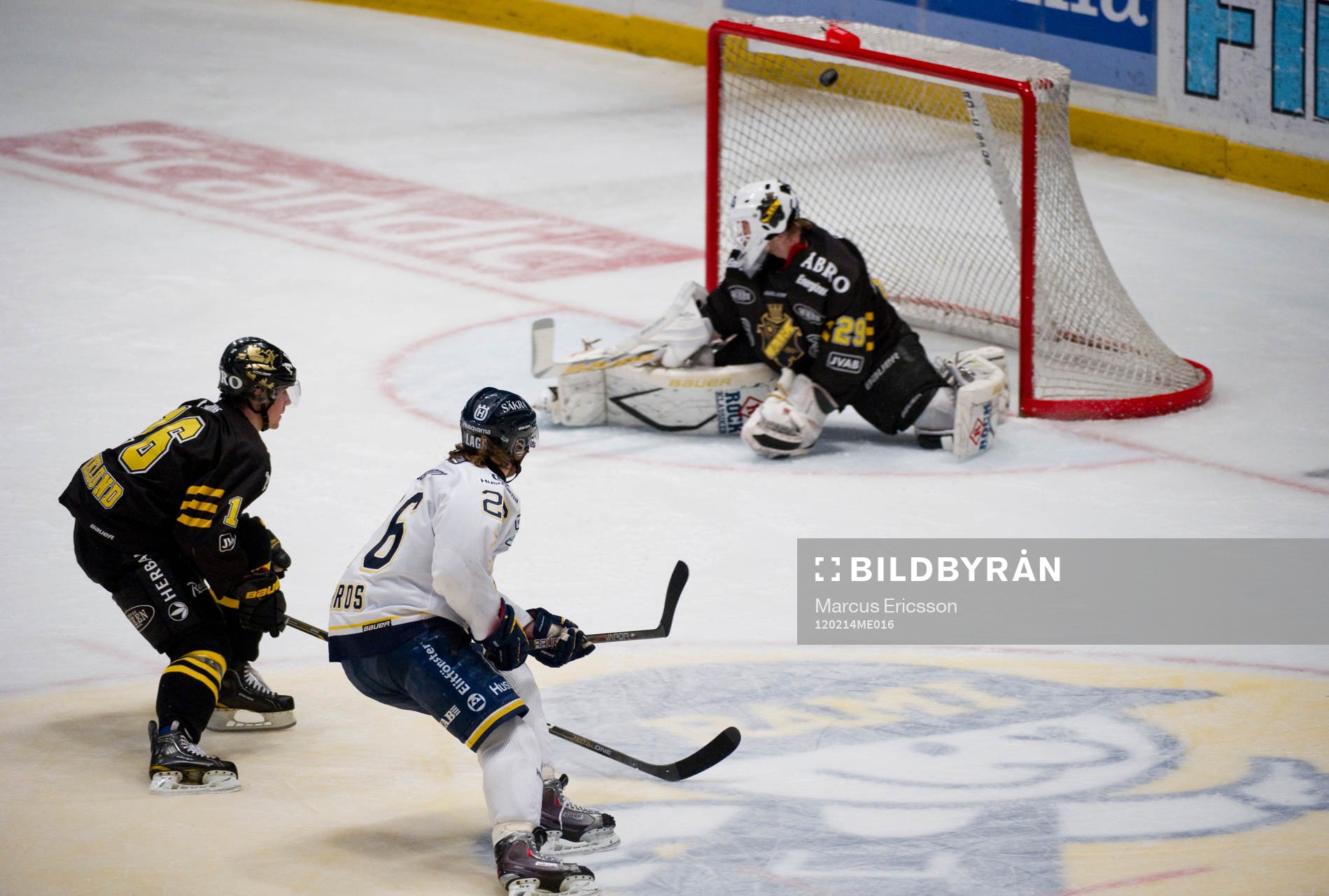 Kamil Piros, HV71 flippar lätt in 2-1