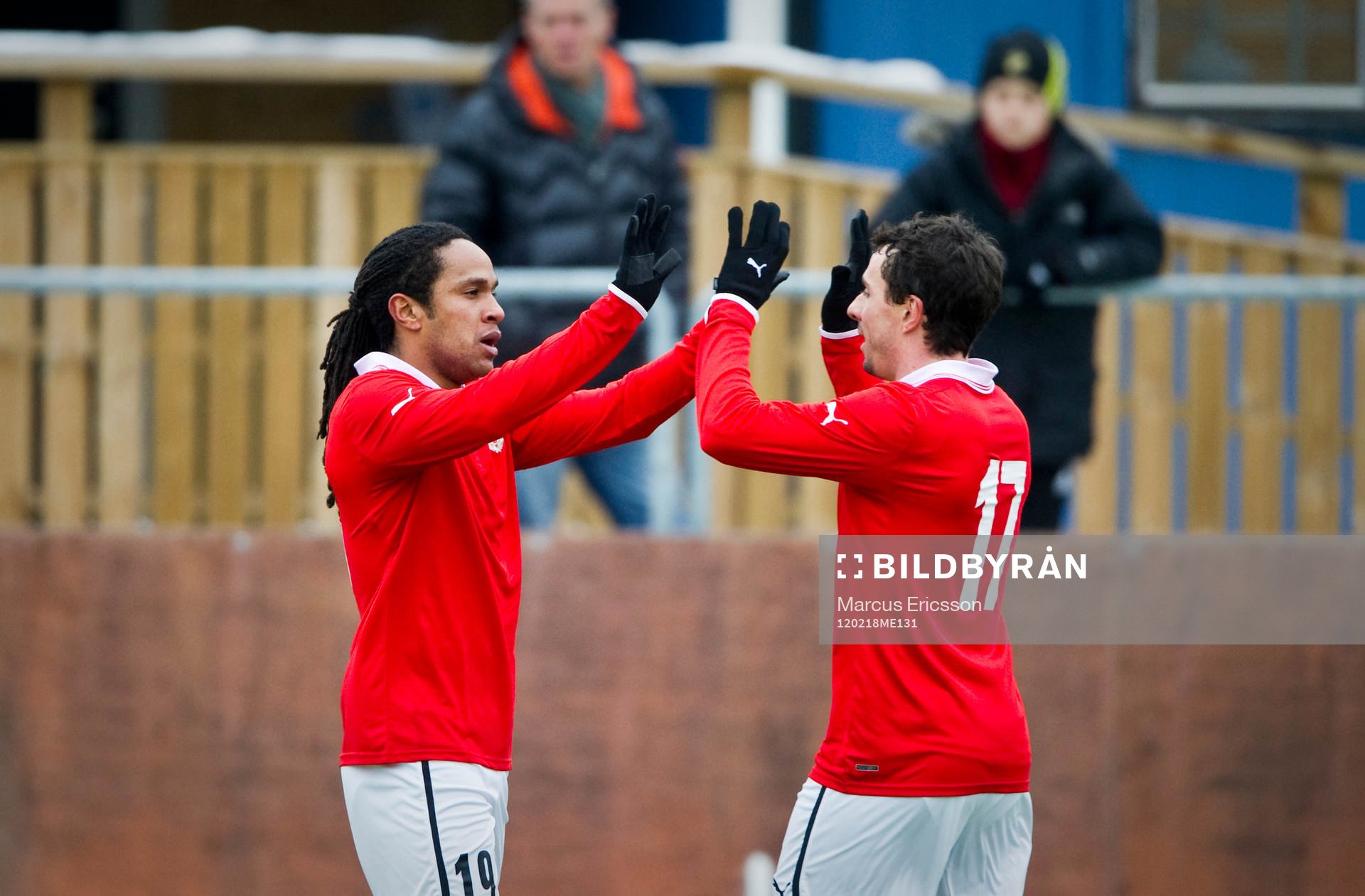  Jonathan McDonald och Daniel Mendes, Kalmar jubel tillsammans