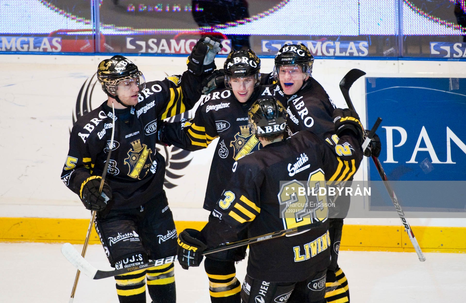 Robert Rosén, AIK skjuter in kvitteringen 1-1