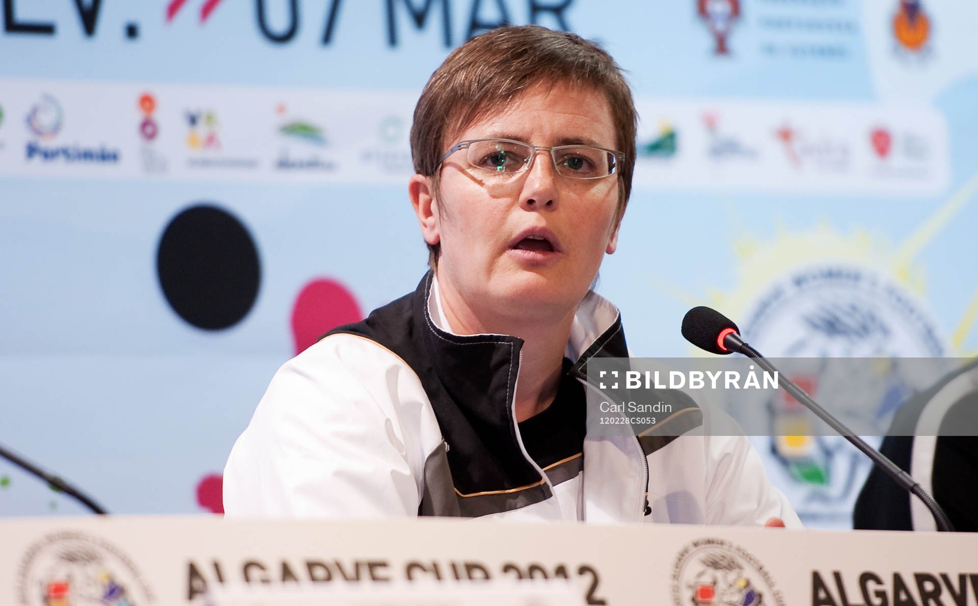  Klara Bjartmarz, administratör, Island.