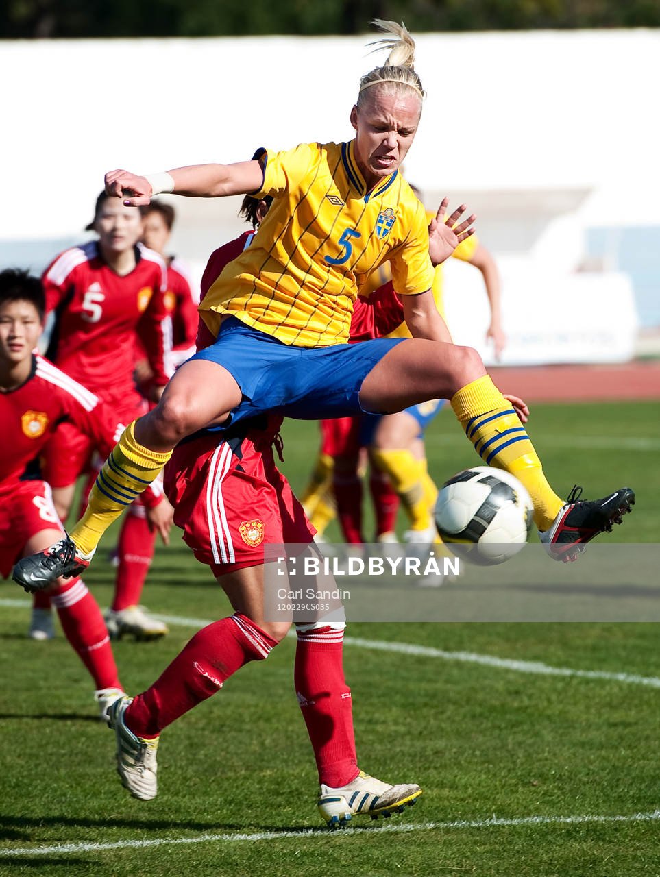 Caroline Seger, Sverige