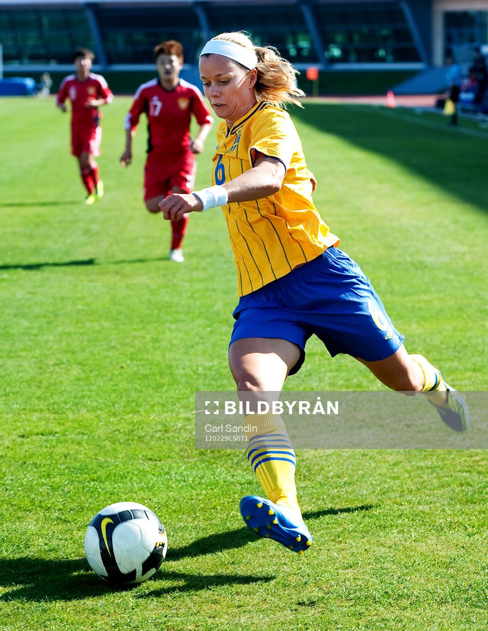 Sara Thunebro, Sverige