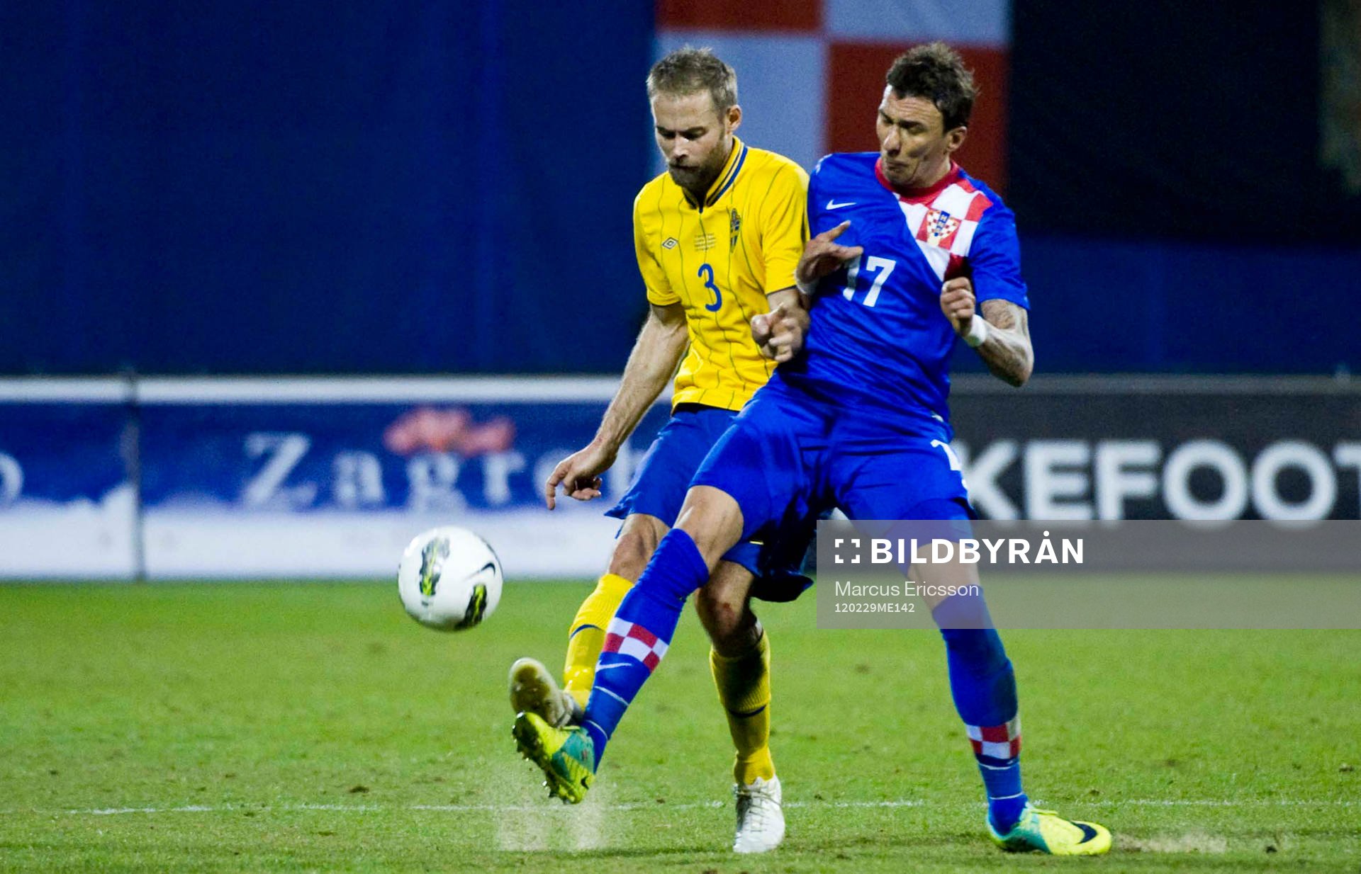 Olof Mellberg, Sverige och Mario Mandzukic, Kroatien