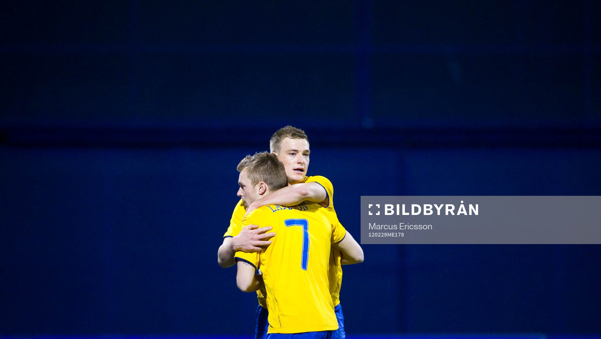 John Guidetti kramar om Sebastian Larsson, Sverige