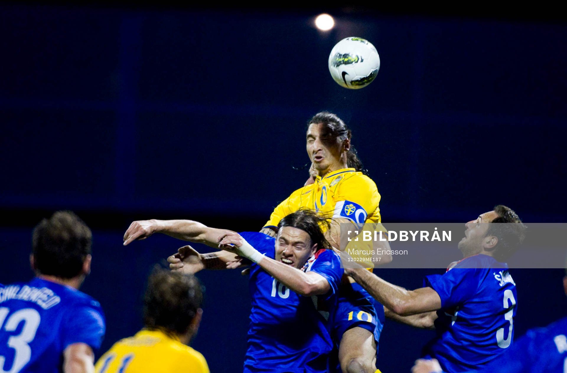 Zlatan Ibrahimovic, Sverige, nickduell