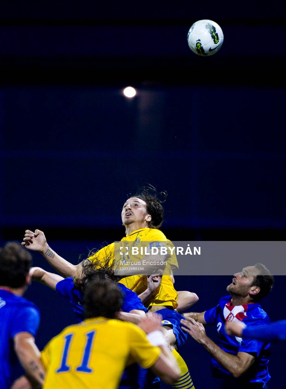 Zlatan Ibrahimovic, Sverige i nickduell