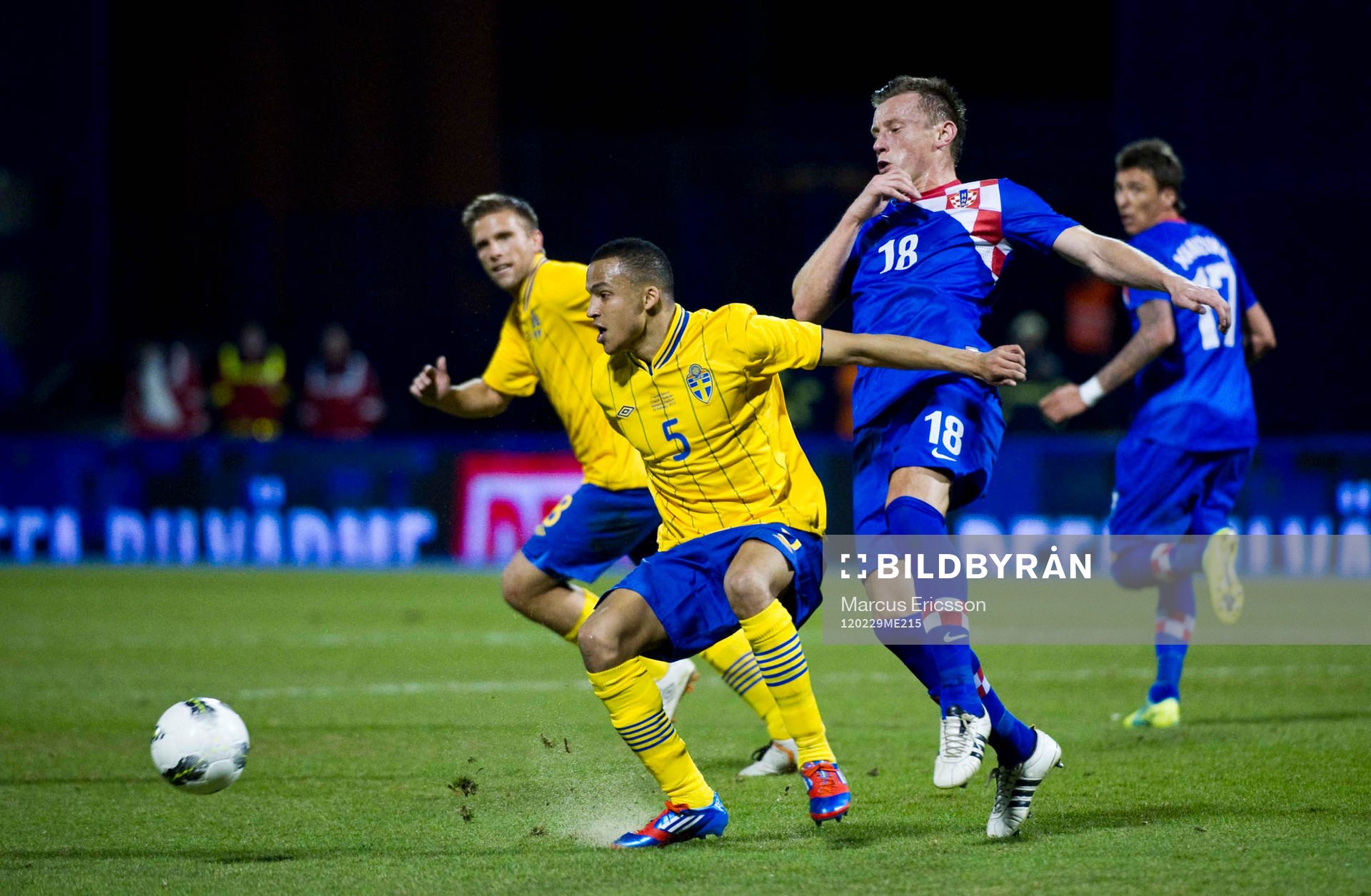Martin Olsson, Sverige och Olic Ivica, Kroatien