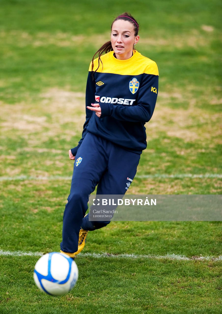 Kosovare Asllani