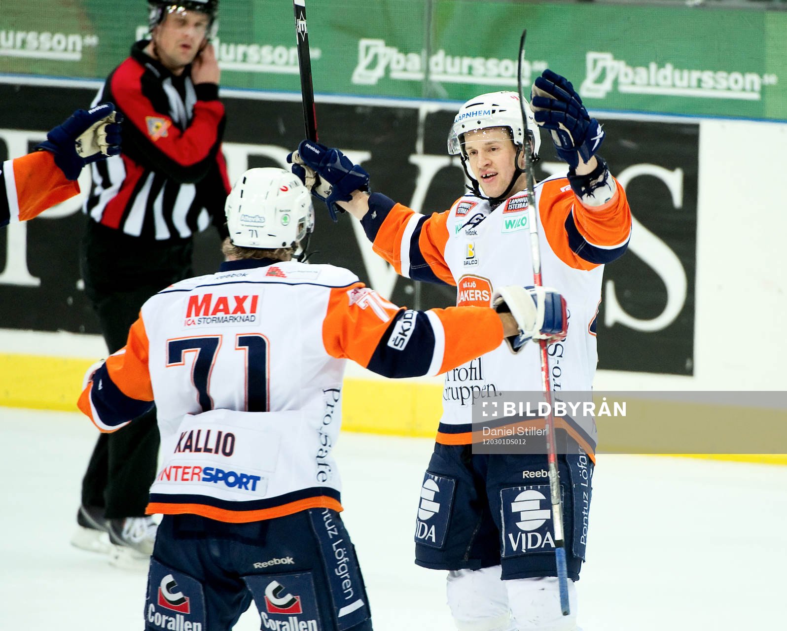 Ilkka Heikkinen, Växjö, gör 1-2, jubel Tomi Kallio