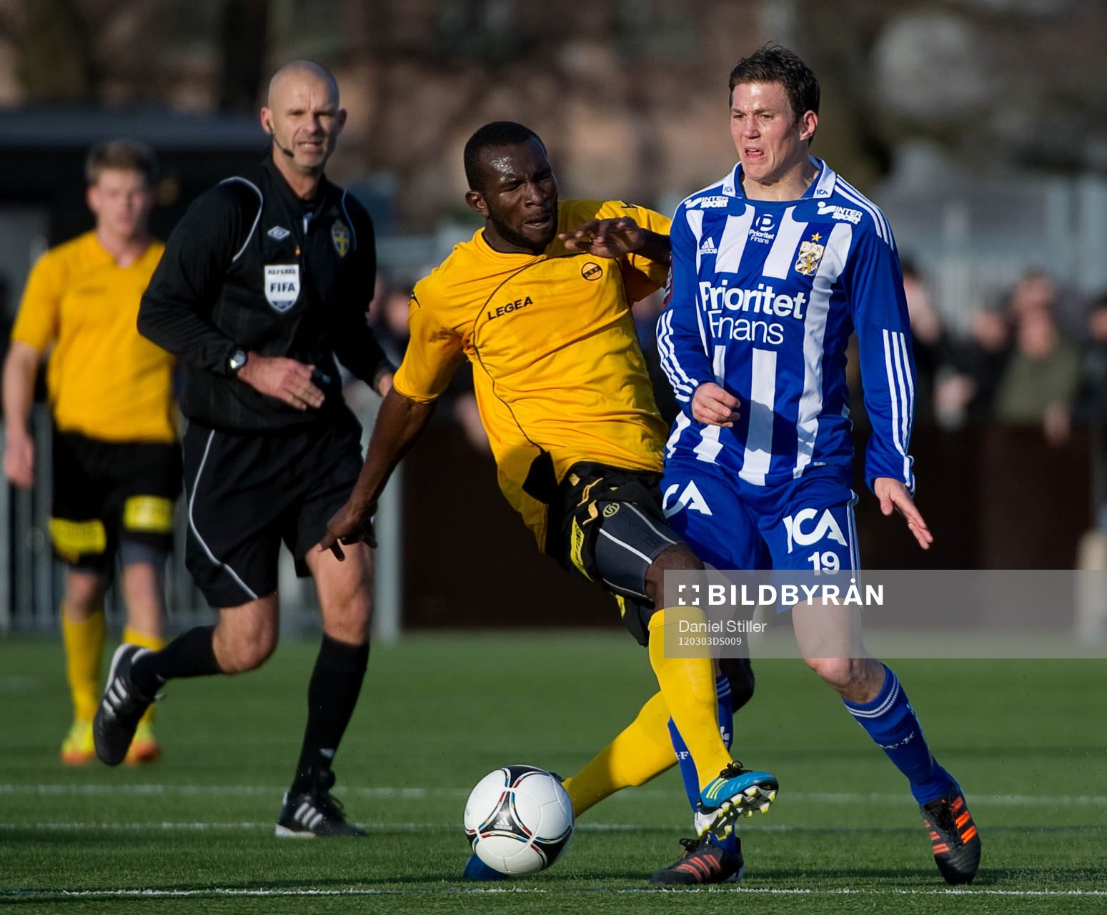 Hannes Stiller, IFK Göteborg. Guy Roger Toindouba,