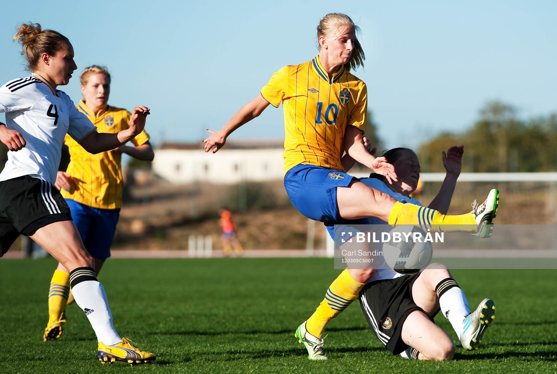 Sofia Jakobsson, Sverige