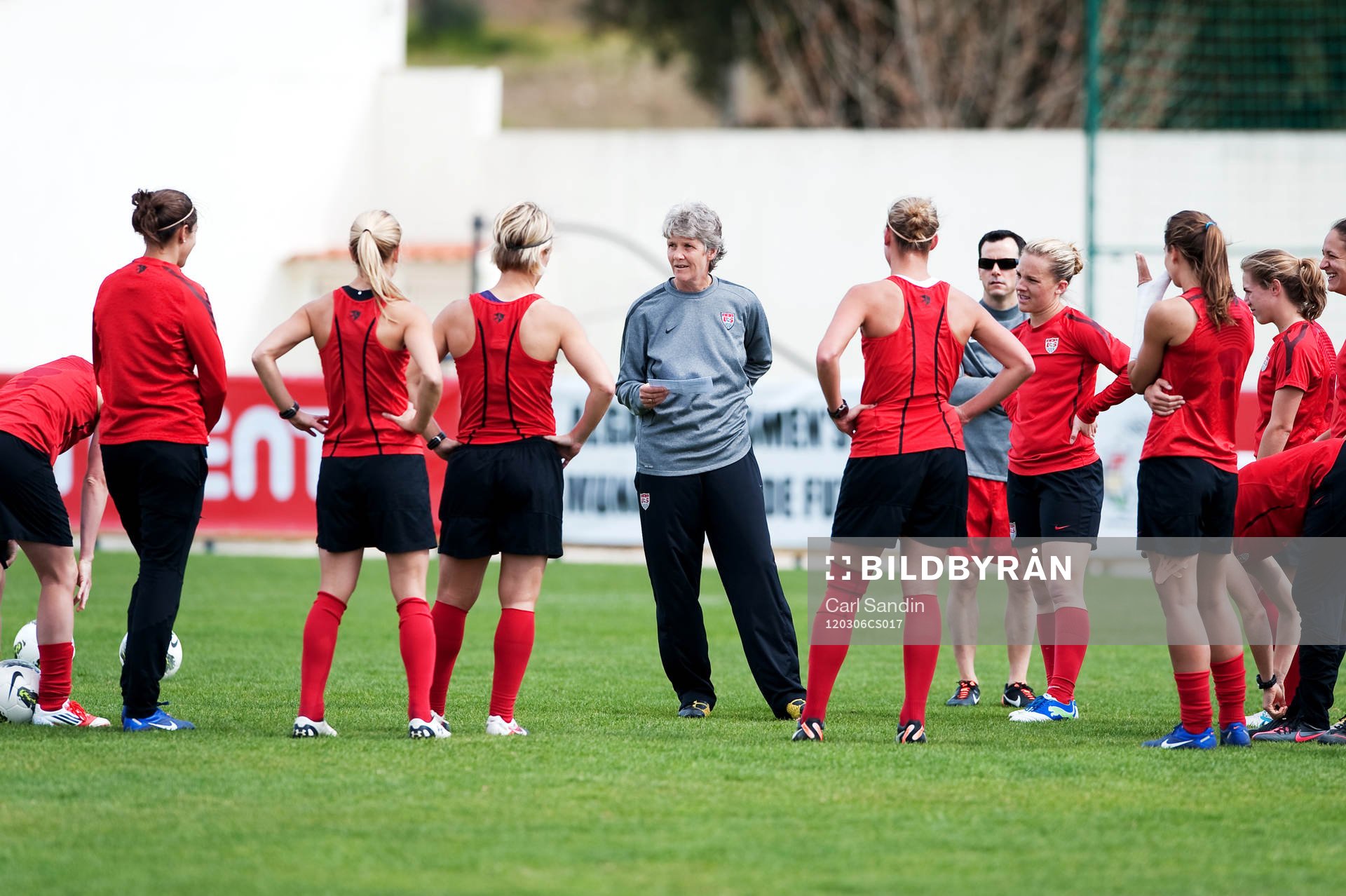 Pia Sundhage, förbundskapten