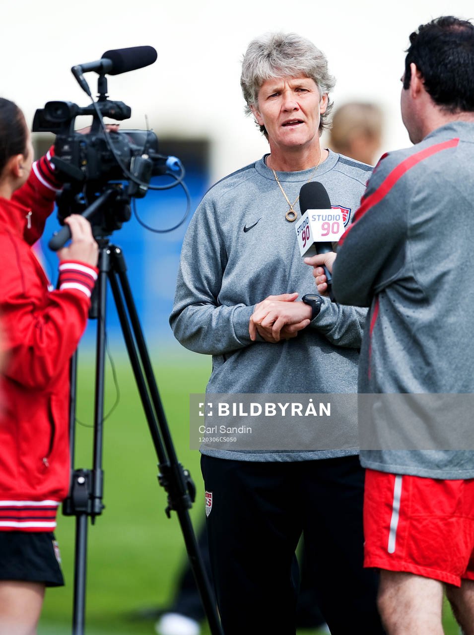Pia Sundhage, förbundskapten, USA, gör en intervju
