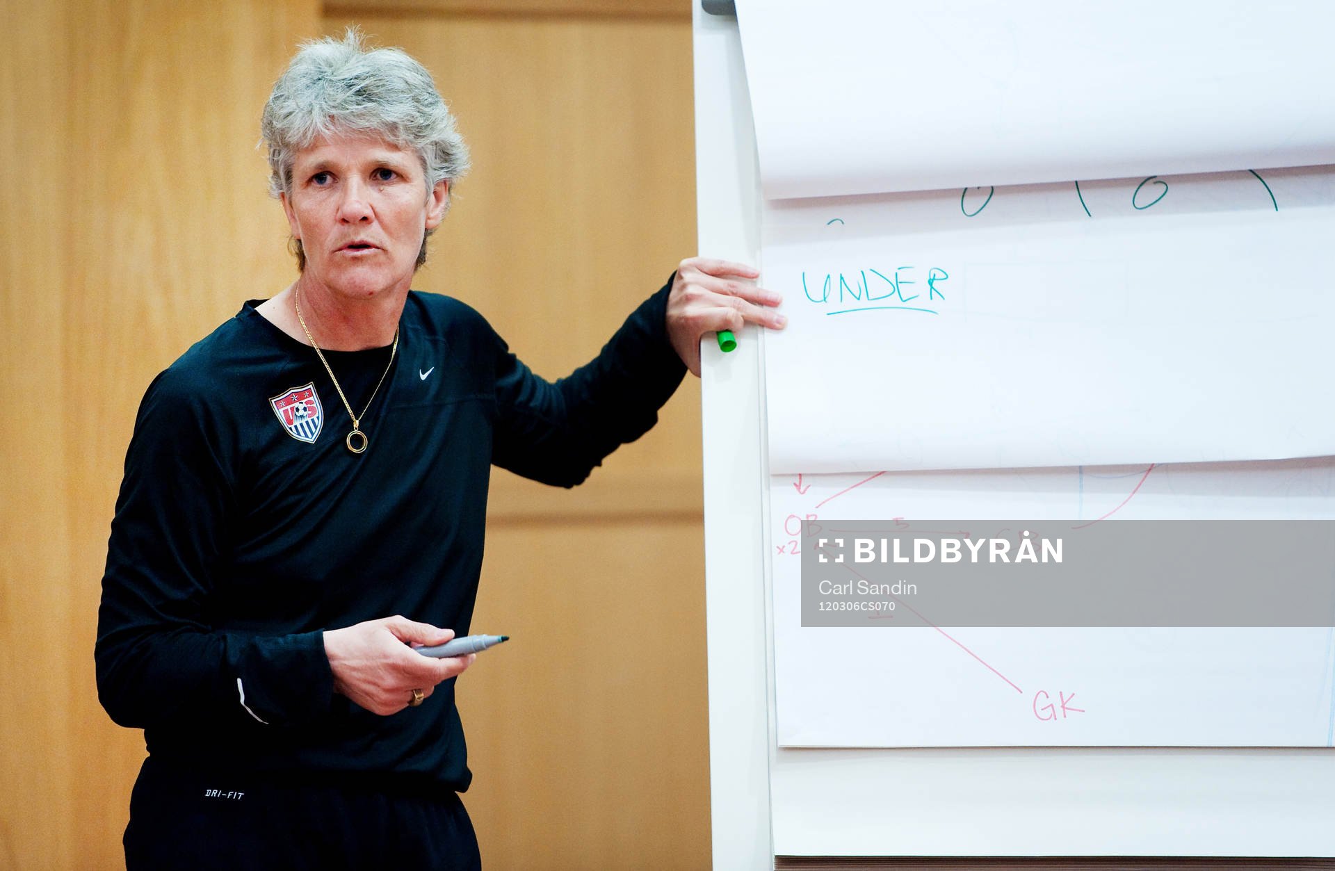 Pia Sundhage, förbundskapten, USA, håller föredrag för