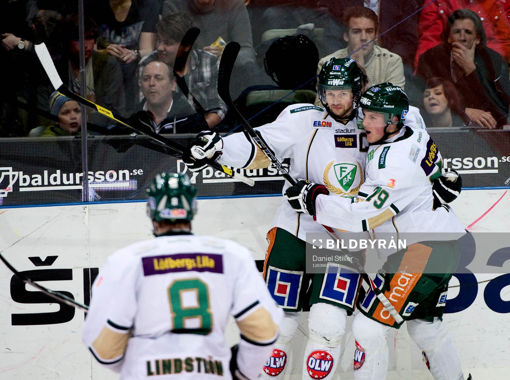 Rickard Wallin, Färjestad, gör 1-1, jubel Max Görtz