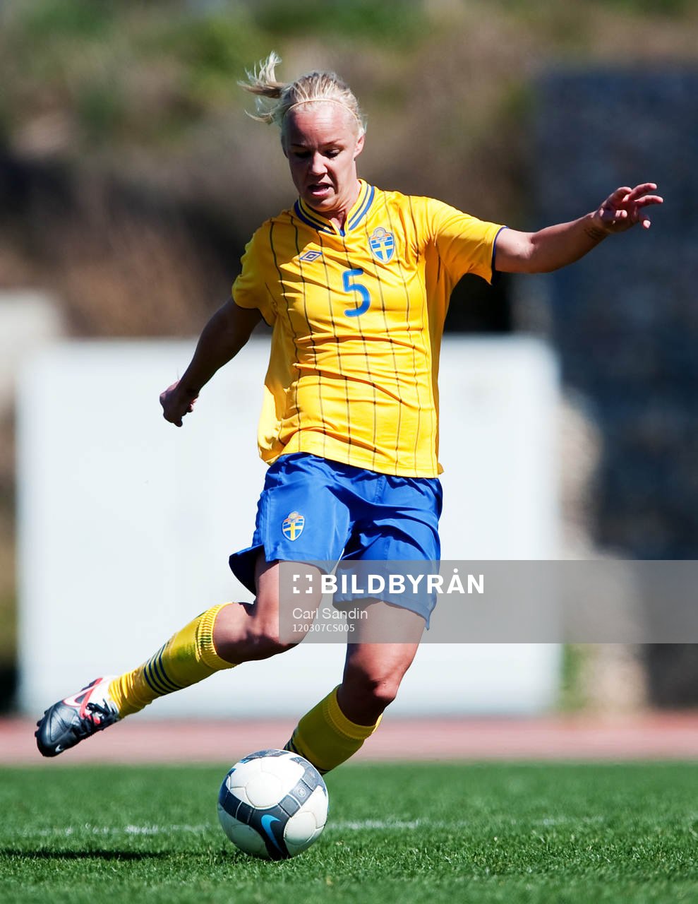 Caroline Seger, Sverige
