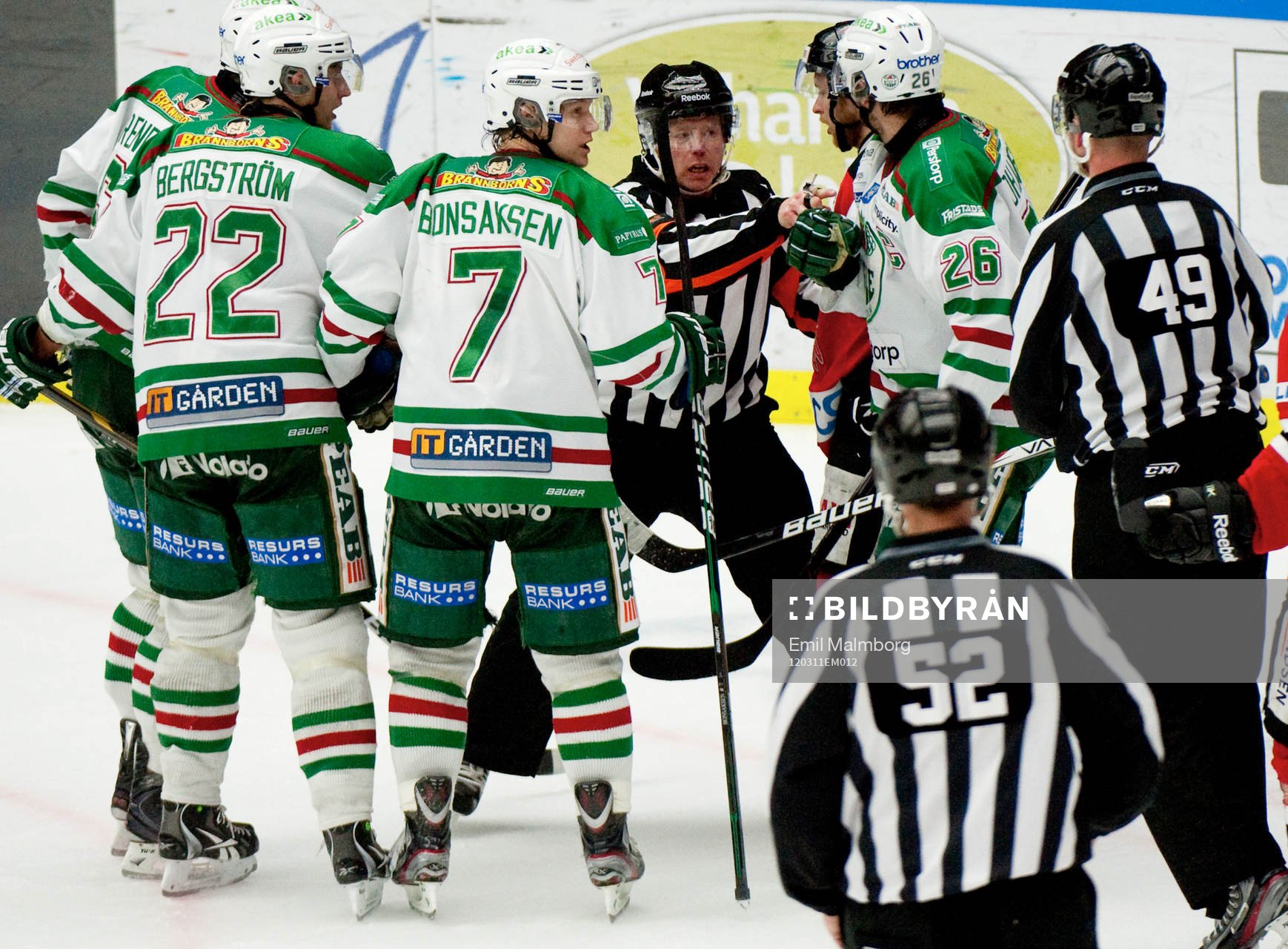 Rögle gör 4-4, tror dom men målet blir bortdömt