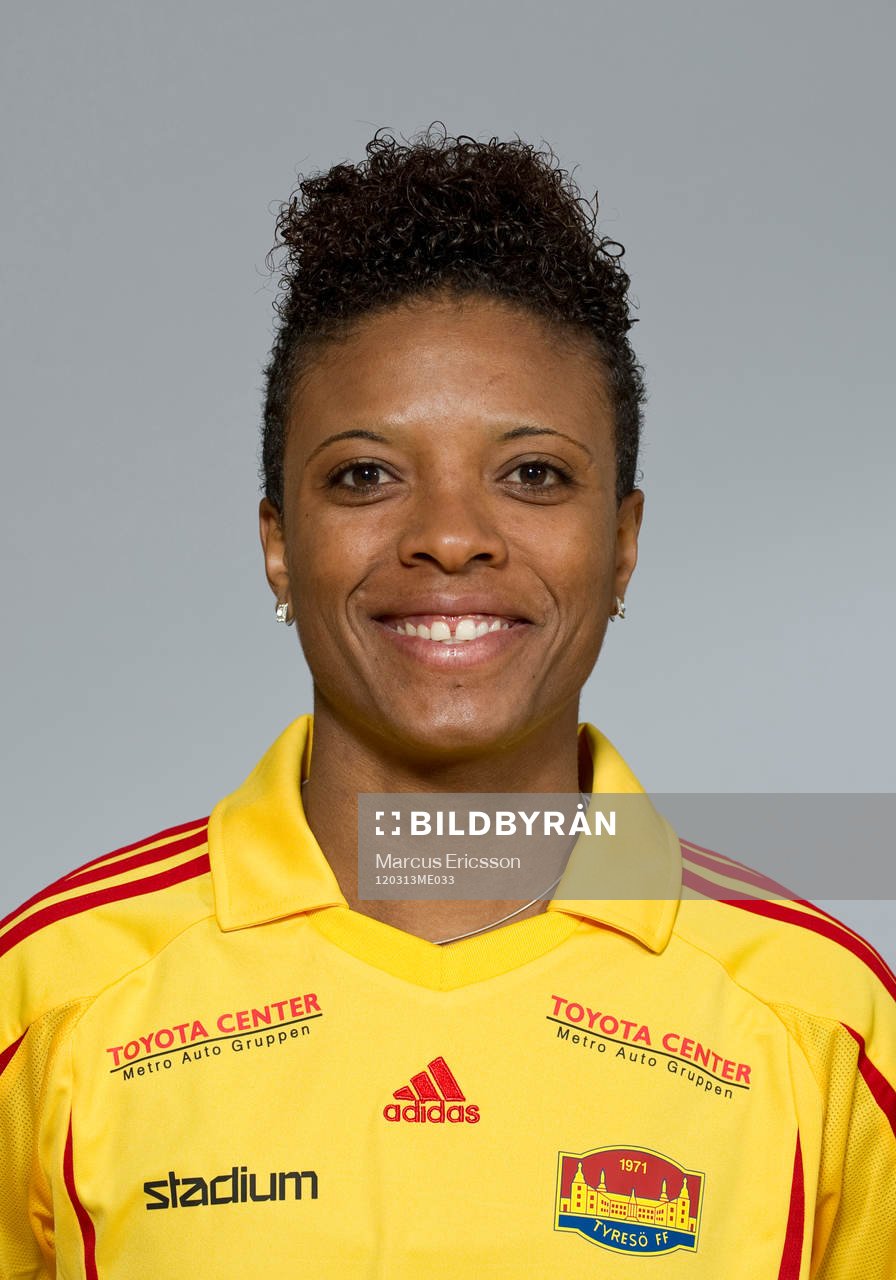 Elaine Moura