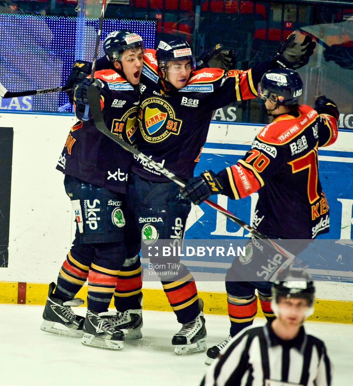 Fredrik Claesson, Mika Zibanejad och Mario Kempe,