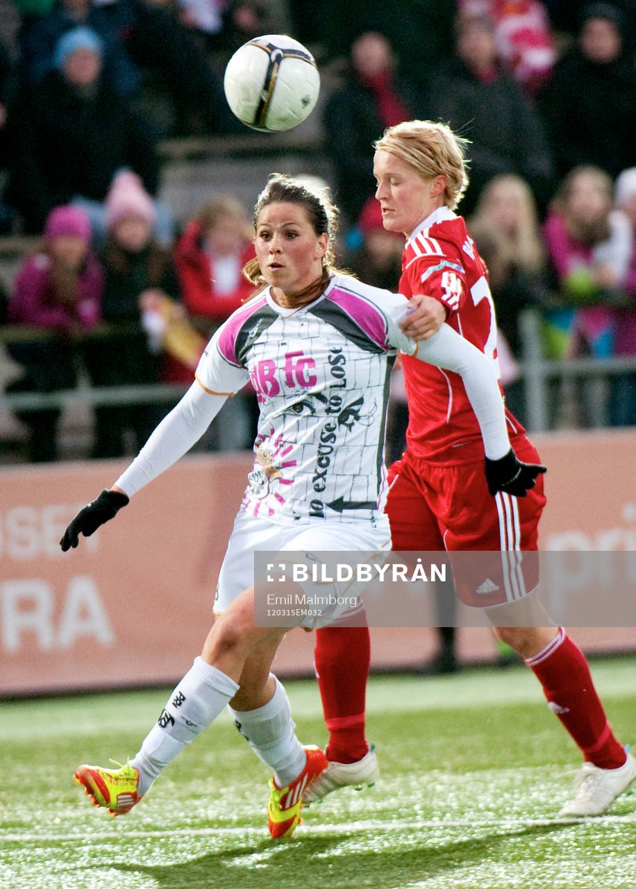 Sara Gunnarsdottir, LDB på väg mot 1-0