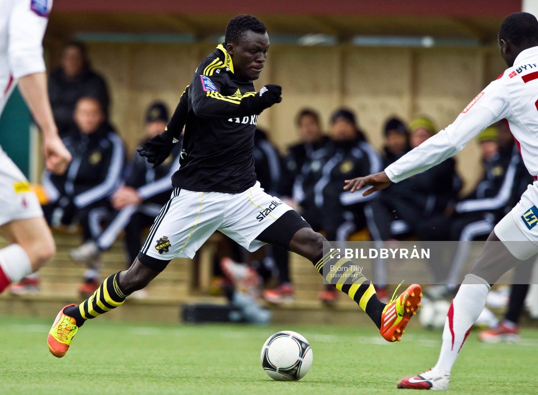 Lalawélé Atakora, AIK