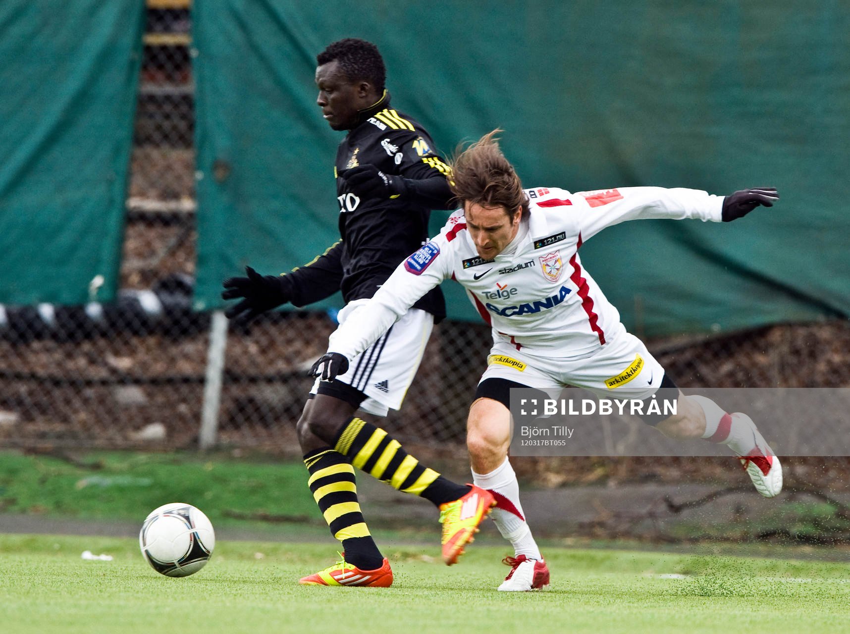 Lalawélé Atakora, AIK och Jimmie Augustsson, Assyriska