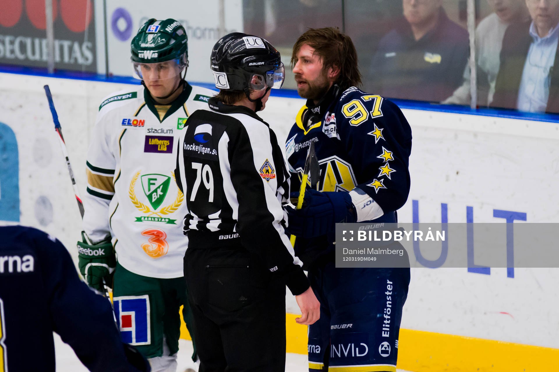 Per Ledin, HV71, Henrik Pihlblad, domare