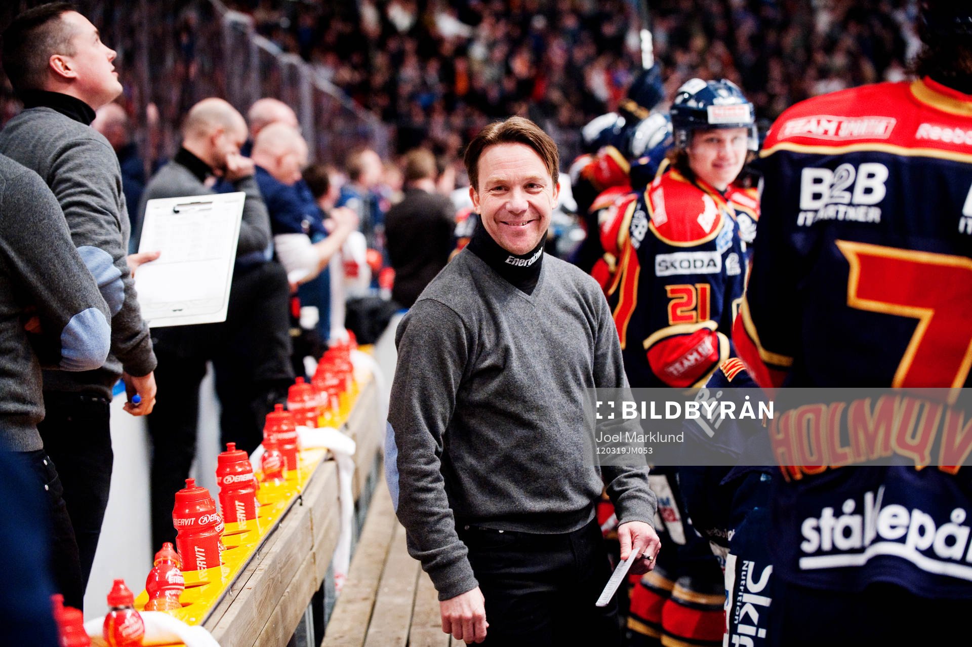 Charles Berglund, tränare, Djurgården, ler